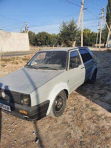 Унаа сатуу: Volkswagen Golf: 1989 г., 1.8 л, Кол менен иштөөчү, Бензин, Хетчбек — 2