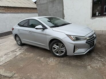 спойлер на гетс: Hyundai Elantra: 2019 г., 2 л, Автомат, Бензин, Седан