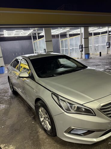 Hyundai: Hyundai Sonata: 2016 г., 2 л, Автомат, Газ