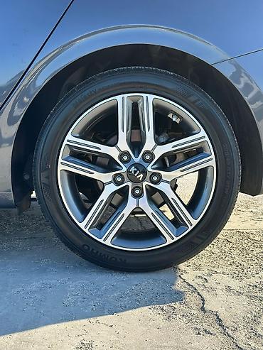 Kia: Kia K3: 2020 г., Бензин — 3