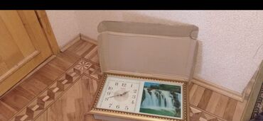 şahmat saatı: Divar saatları, Elektron, Saniyə əqrəbi