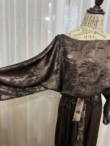 Ziyafət donları: Zərif ziyafət geyimləri dəsti - Model 1: Uzun, bənövşəyi-mavi — 9