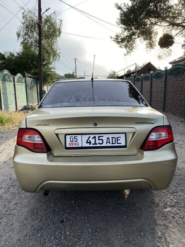 Daewoo: Daewoo Nexia: 2009 г., 1.5 л, Механика, Бензин, Седан