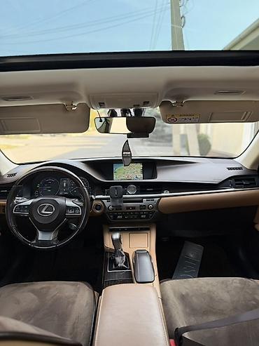 Транспорт: Lexus ES: 2017 г., 2.5 л, Вариатор, Гибрид, Седан — 10