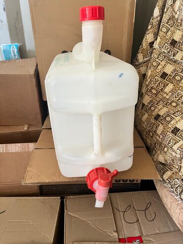 пластиковая емкость для воды 1000 л: Канистра Бесплатная доставка