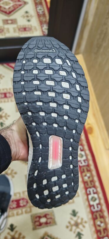 Krasofkalar və idman ayaqqabıları: Orginal Adidas Boost. Avropadan almışam bilən bilir nə olan -da lalafo.az — 4 Krasofkalar və idman ayaqqabıları: Orginal Adidas Boost. Avropadan almışam bilən bilir nə olan — 4