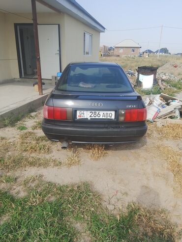 купить запчасти на опель вектра б: Audi 80: 1999 г., 2 л, Механика, Бензин