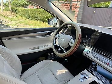 sonata nurais: Hyundai Grandeur: 2021 г., 2.4 л, Автомат, Гибрид, Седан — 4