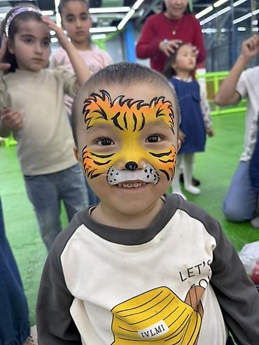 Макияж: Праздничный, Гипоаллергенные материалы — 5