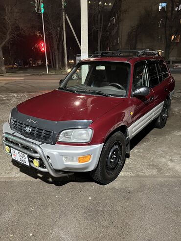 Toyota: Toyota RAV4: 2000 г., 2 л, Автомат, Бензин, Кроссовер