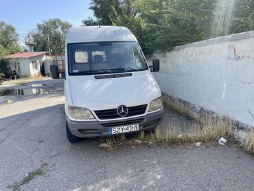 кузув спринтер: Жеңил жүк ташуучу унаа, Mercedes-Benz, Стандарт, 2 т, Колдонулган