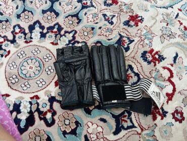 перчатки для тренировок: Кожанные перчатки для тренировок и т.д