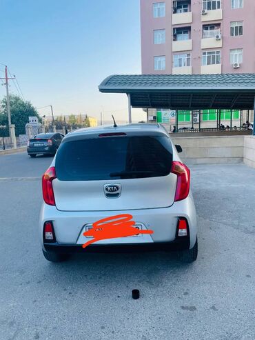 Kia: Salam.mashini xanim idarə edib shəhər ichi surulub qiymətdə razilasmaq — 7