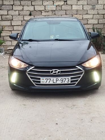 Hyundai: Hyundai Elantra: 0.2 l | 2017 il Sedan — 11