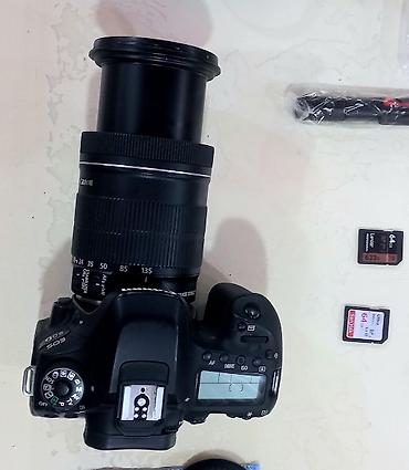 canon 80 d: Canon EOS 80D DSLR fotoaparat + Canon EF-S 18-135mm IS STM obyektiv — 7