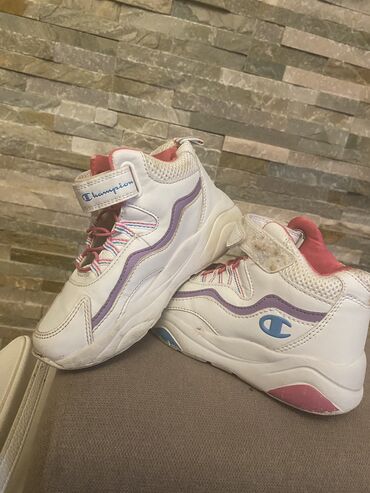 lui viton patike: Champion, Size - 28 at lalafo.rs lui viton patike: Champion, Size - 28