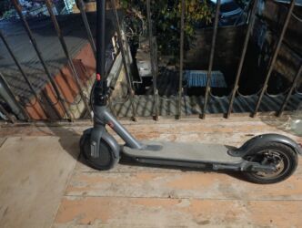 Elektrikli samokatlar: Elektrik skuter – qatlanan model, şarj cihazı ilə - Şəhər içi hərəkət — 7