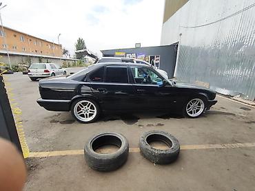 е34 крыло: BMW 5 series: 1993 г., 3.2 л, Механика, Бензин, Седан — 10