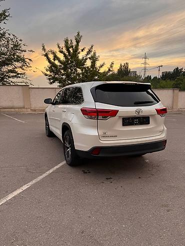 рейлинг багажник: Toyota Highlander: 2018 г., 3.5 л, Автомат, Бензин, Кроссовер — 5