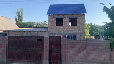 продаю дом в ак ордо 1: Үй, 150 кв. м, 7 бөлмө, ПСО (өз алдынча бүтүрүү)