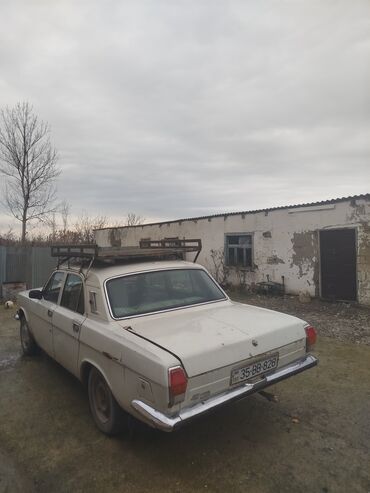 QAZ: QAZ 24 Volga: 2.2 l | 1984 il 1 km Sedan — 11