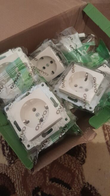 Rozetkalar: Yeni, Tək yuvalı, Rozetka, Zəmanətli, Pulsuz çatdırılma, Kredit yoxdur — 1