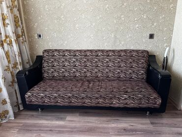 işlənmiş kubik: Divan, İşlənmiş, Açılan, Bazalı, Çatdırılma yoxdur