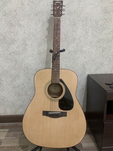 продаю гитара: Продаю гитару Yahama f310 идеальное состояние. Не играю на ней