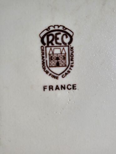 Ostalo posuđe: Tanjir nov iz 80ih Rec Castelroux Francuska,rucni rad,rucno oslikan — 10