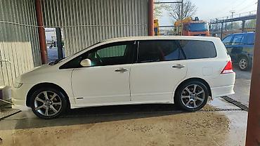 Продажа авто: Honda Odyssey: 2004 г., Автомат, Бензин, Универсал — 8