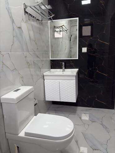 Günlük kirayə evlər: 100 kv. m, 4 otaqlı, Kombi, İşıq, Su — 10