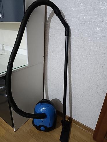 electrolux tozsoran: LG Turbo Z tozsoran - Güc: 1400W - Rəng: mavi-qara - Növlər üçün — 1