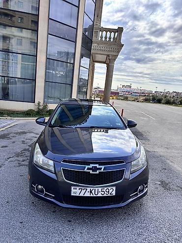 audi a8: Chevrolet Cruze: 1.4 l | 2012 il 270000 km Sedan — 3