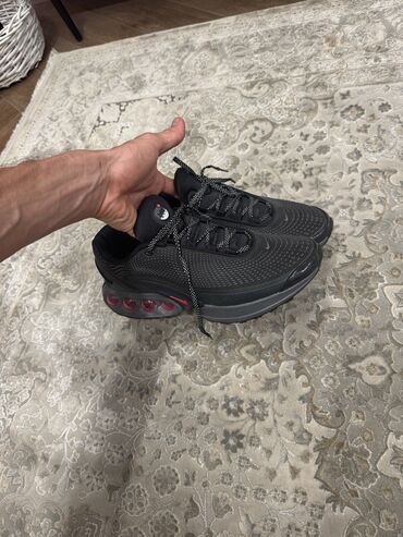 Кроссовки и спортивная обувь: Мужские кроссовки, 43, Nike, Б/у, цвет - Черный, Самовывоз, Бесплатная доставка