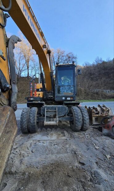 Операторы спецтехники: Оператор спецтехники. Больше 6 лет опыта — 10