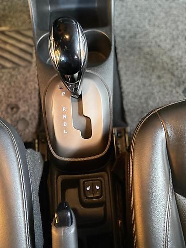 Chevrolet: Chevrolet Spark: 2019 г., 0.1 л, Вариатор, Хэтчбэк — 8