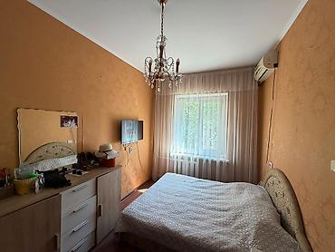 105: 3 комнаты, 62 м², Асанбай мкр 2 этаж, Евроремонт — 1