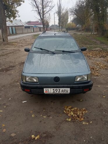 Volkswagen: Volkswagen Passat Variant: 1988 г., 1.8 л, Механика, Бензин, Универсал