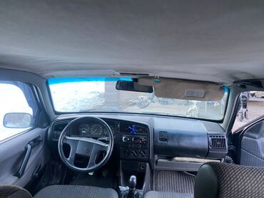 Volkswagen: Volkswagen Passat Variant: 1992 г., 1.8 л, Механика, Бензин, Универсал — 8