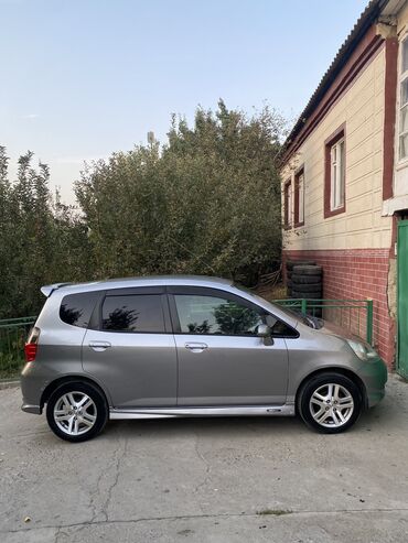 ош машина базар цена: Honda Fit: 2003 г., 1.5 л, Вариатор, Бензин, Хэтчбэк