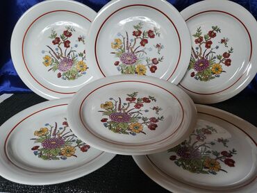 Kuhinjski setovi: Tanjiri vintaz,novi porcelanski. Tanji novi,sve na njima odsjaj od — 4