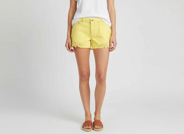 krótkie spodenki tommy hilfiger allegro: Stradivarius, Shorts for women, size XS