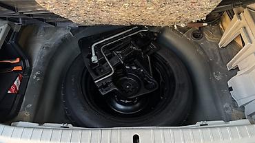 Toyota: Toyota Prius: 2015 г., 1.8 л, Вариатор, Гибрид, Хэтчбэк — 10