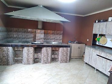 Продажа домов: Дом, 240 м², 6 комнат, Риэлтор — 10