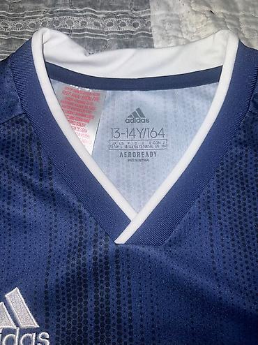 philip rolke: ADIDAS dres 13-14 y 164cm i PANINI dres XS koji se dobijao na poklon — 3