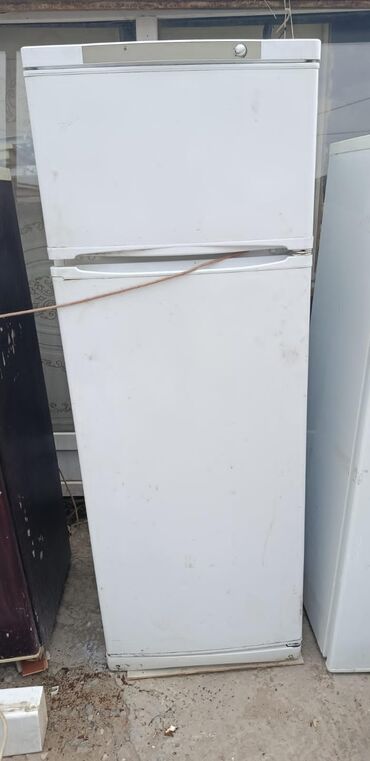 107 ekran televizor satilir: 1 qapılı Soyuducu Satılır