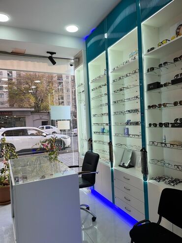 Aksesuarlar üçün vitrinlər: Eynək üçün, Yeni — 4