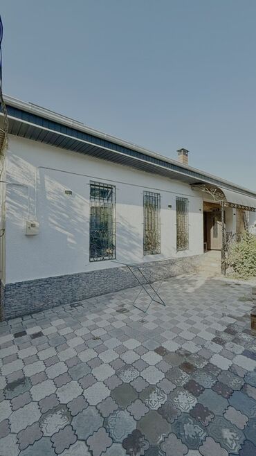 деревянные дома из бревна: Дом, 160 м², 10 комнат, Собственник, Дизайнерский ремонт