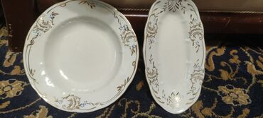 узбекские тарелки: Продам Советские две тарелки. Диаметр круглой тарелки 24 см. Второй