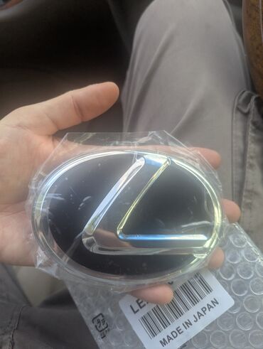 ddr2 на 1 гб: Продаю значек от Lexus оригинал. Размер 120. На самоклейке
